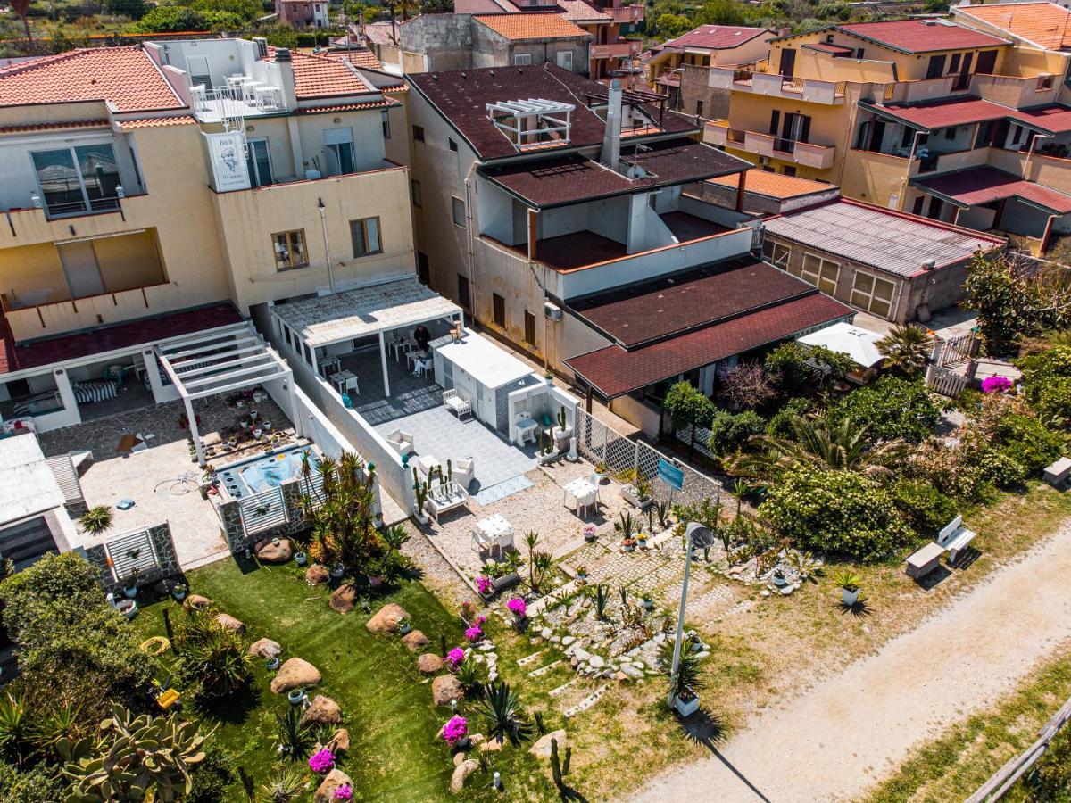 B&B Stella Marina Capo dʼOrlando Kültér fotó